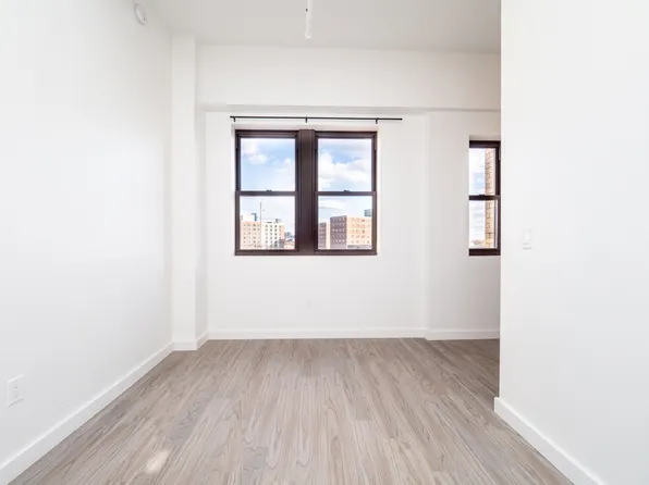 201 Cornelison Avenue image 12 of 14