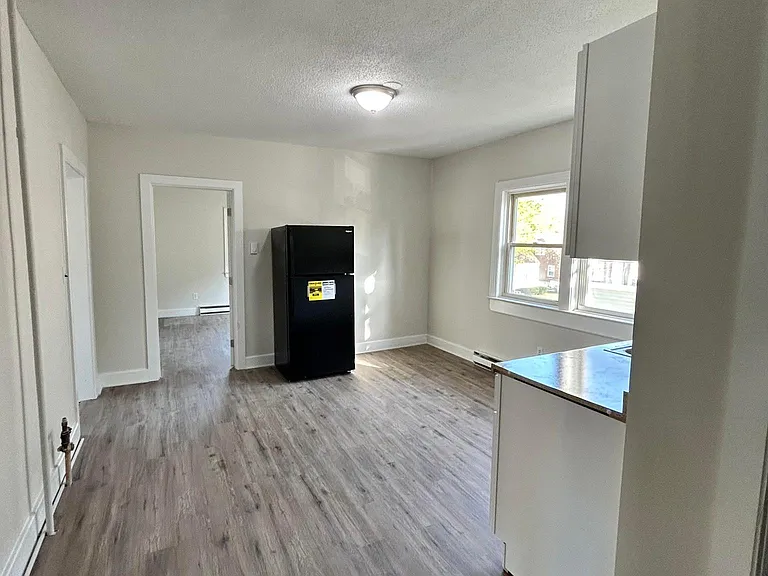 203 Clifton St #2 — Photo 1