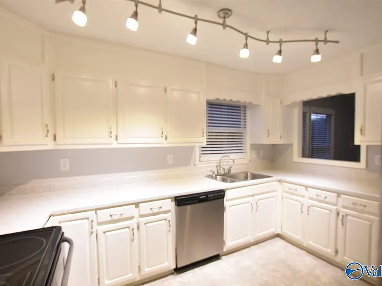 1814 Whisperwood Way NW — Photo 3