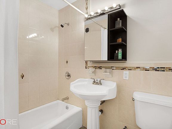 5th image of 37-30 73rd St Unit 5C