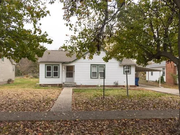 715 W South Ave, Vinita, OK 74301