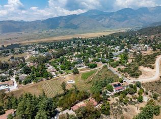 11703 Pendleton Rd, Yucaipa, CA 92399