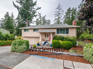 1179 NE Oleary St, Oak Harbor, WA 98277
