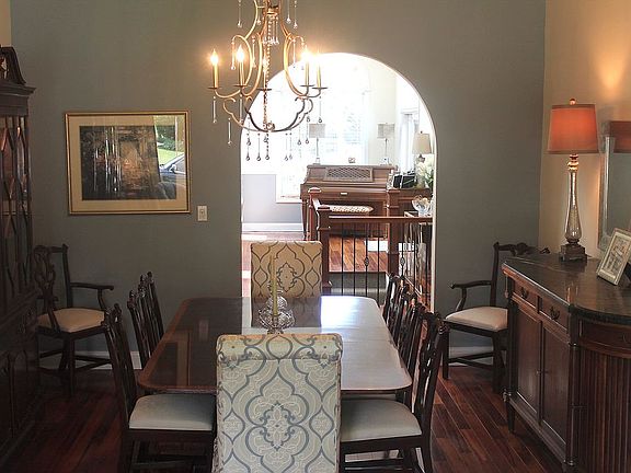 Formal Dining / Living Room 