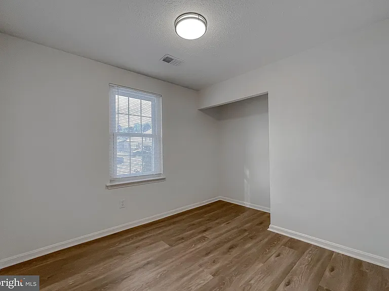 2094 Chapelside Ct — Photo 28
