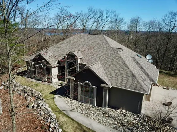 5564 E 68th St, Newaygo, MI 49337