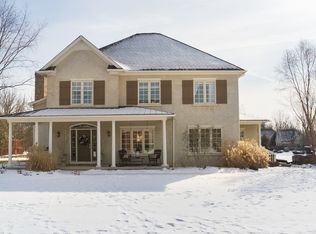 8022 Craginhall Ln, Dublin, OH 43017