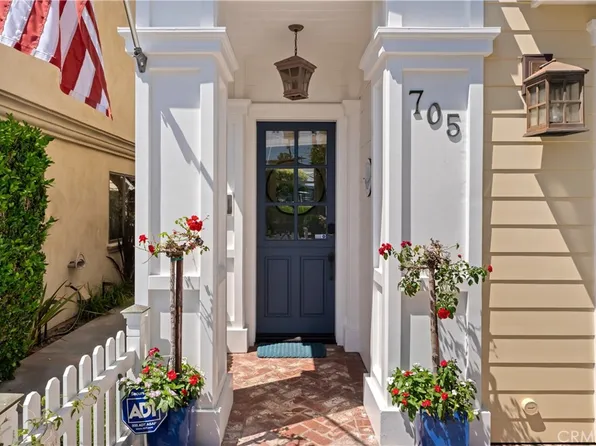 705 Goldenrod Ave, Corona Del Mar, CA 92625