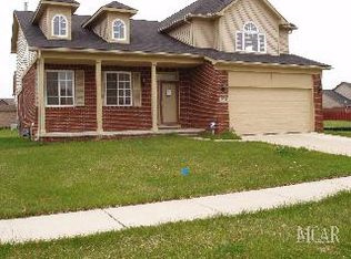 19132 Cecelia St, Rockwood, MI 48173