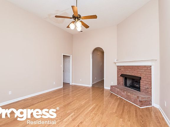 2nd image of 125 Country Place Dr