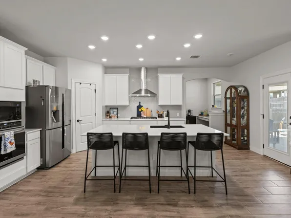 330 Purple Heart Dr, Buda, TX 78610