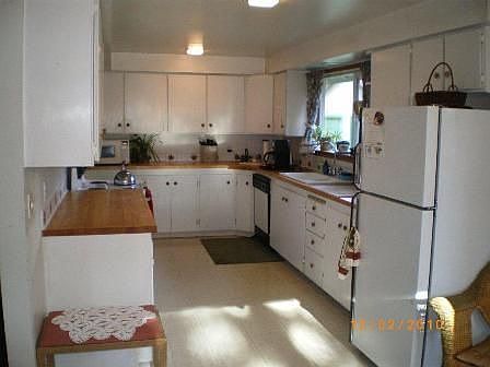 3rd image of 8834 250th Ave NE