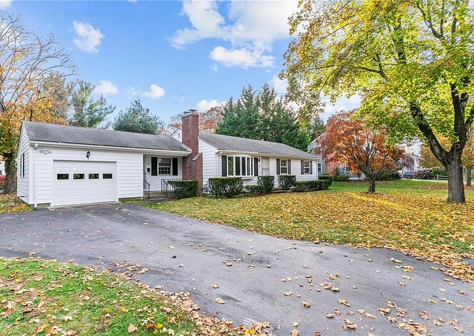 263 Lincoln Ave, Barrington, RI 02806 Zillow