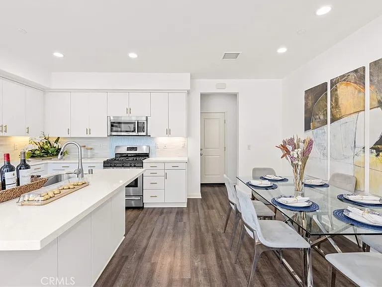 56 Bay Laurel — Photo 6