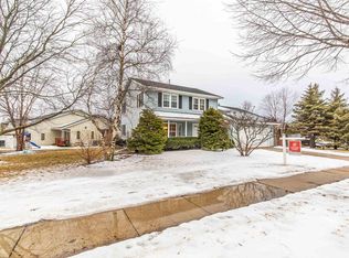 3401 Prairie Rd, Madison, WI 53719