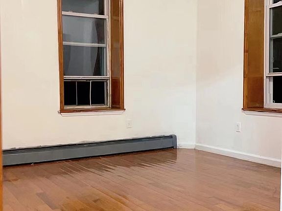 2nd image of 13202 Rockaway Blvd