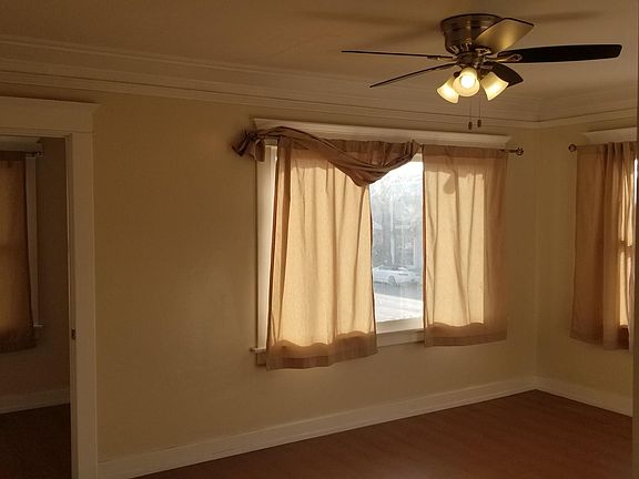 Livingroom, to the left is the Den