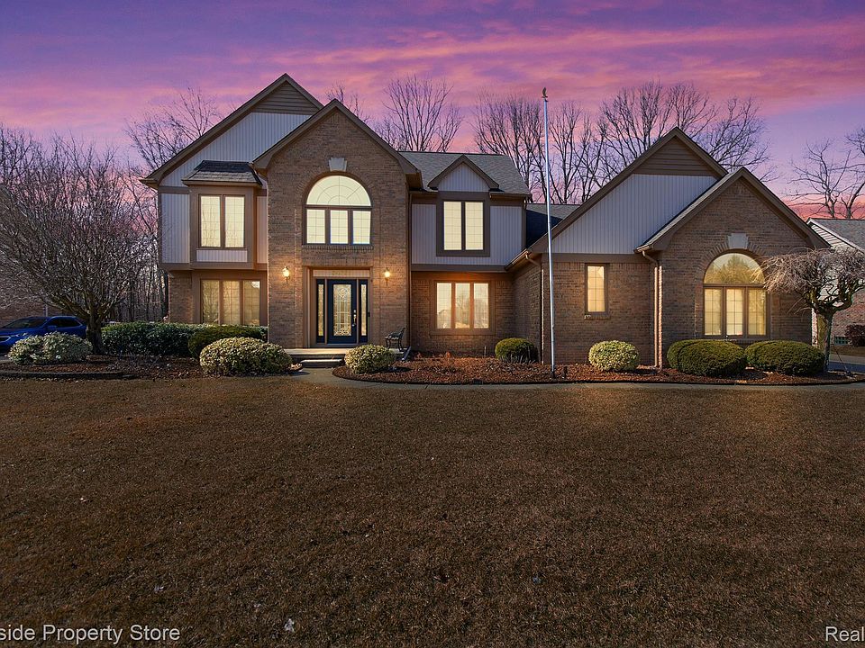 1st image of 54599 Nottingham Ln