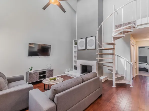 9145 Emberglow Ln, Dallas, TX 75243