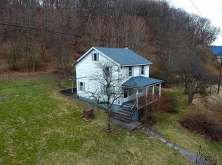 51 Penn St, Huntingdon, PA 16652