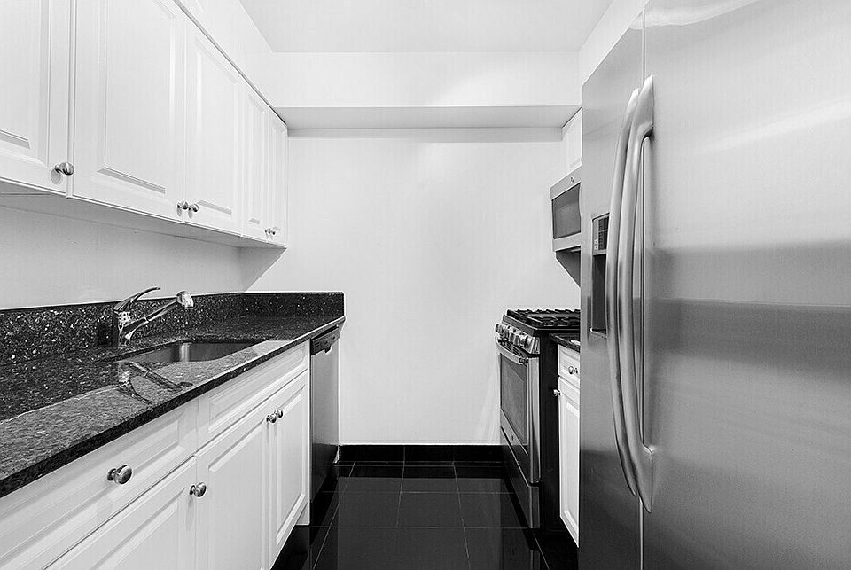 2nd image of 235 E 34th St #19K