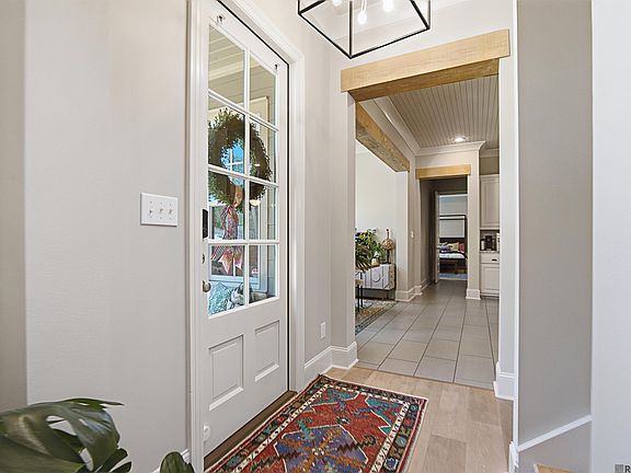5th image of 2026 Glasgow Ave