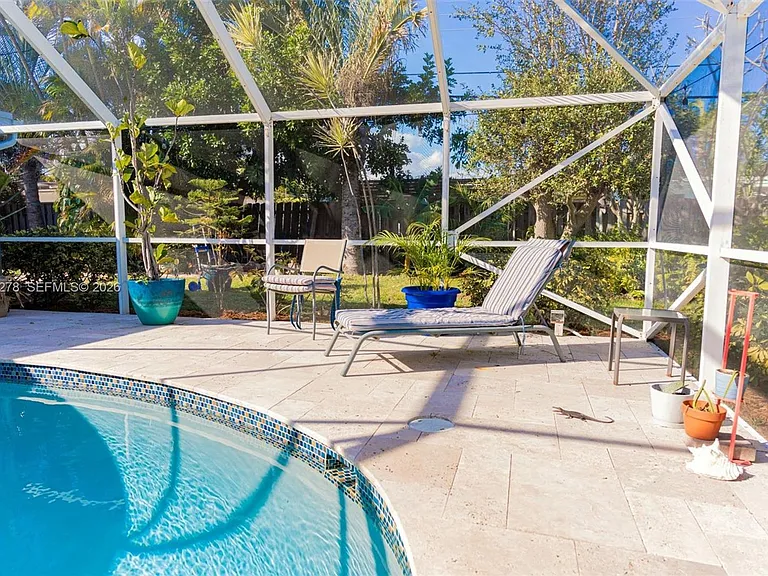 809 SE 14th Dr #809 — Photo 28