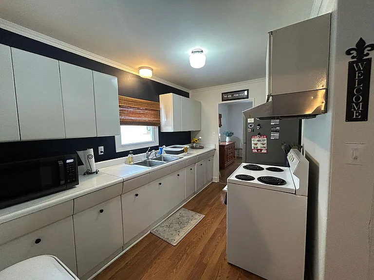 220 Ridge Ave — Photo 7
