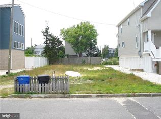 242 W 21st St, Ship Bottom, NJ 08008