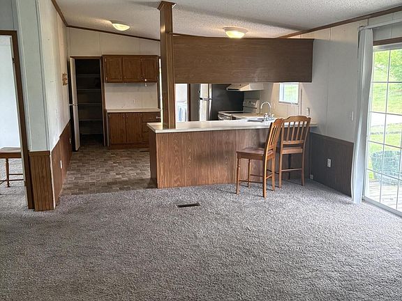 5th image of 1141 Tasso Ln NE