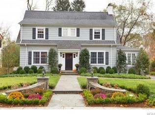 126 Merlin Ave, Sleepy Hollow, NY 10591