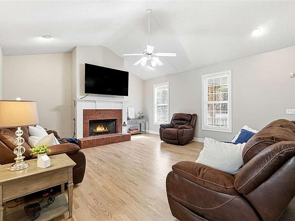 5th image of 5750 Cook Rd