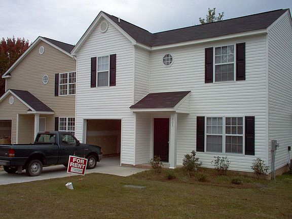 3rd image of 203 Village Walk
