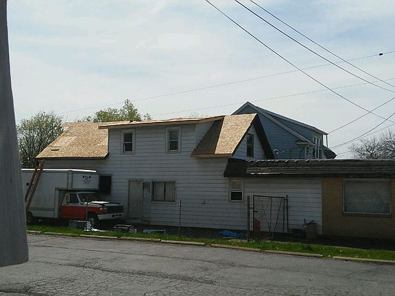 2nd image of 4268 S Park Ave