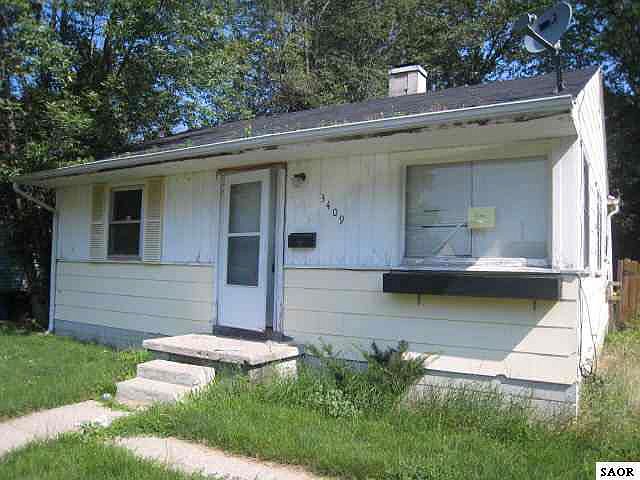 1st image of 3409 N Brent Ave