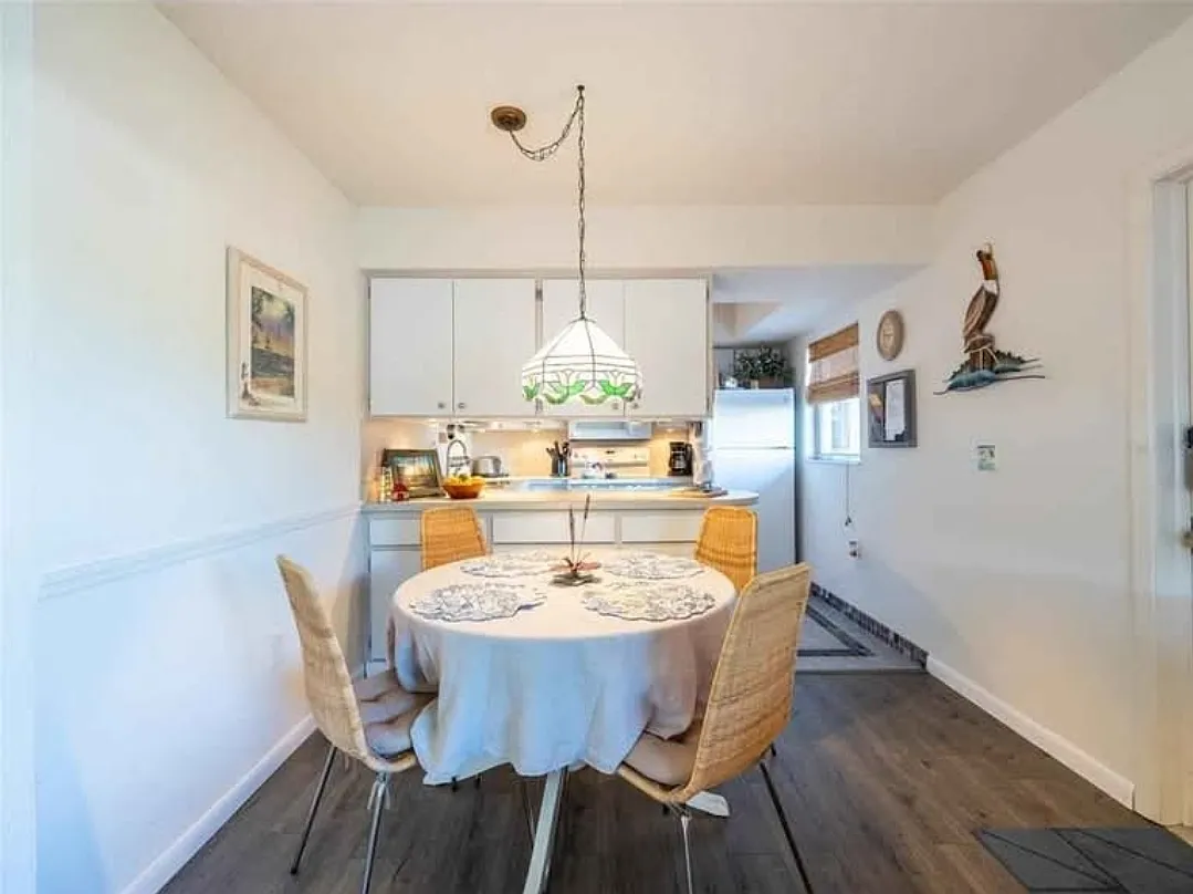 2 bed, 811 sqft, $1,750 — Photo 4
