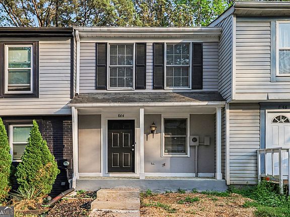 2nd image of 844 Regal Path Ln