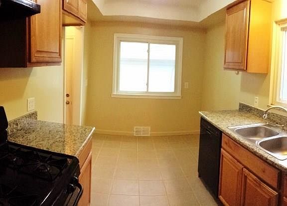 5th image of 8315 N Silvery Ln