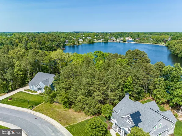 130 W Shore Dr, Milton, DE 19968