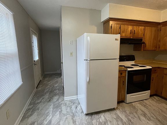 2nd image of 177 Seminole Dr
