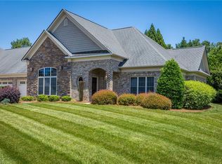 5432 Ggo Dr, Greensboro, NC 27406