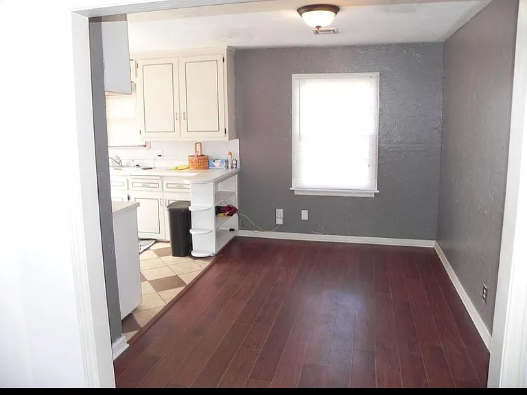 3421 NW 27th St — Photo 4