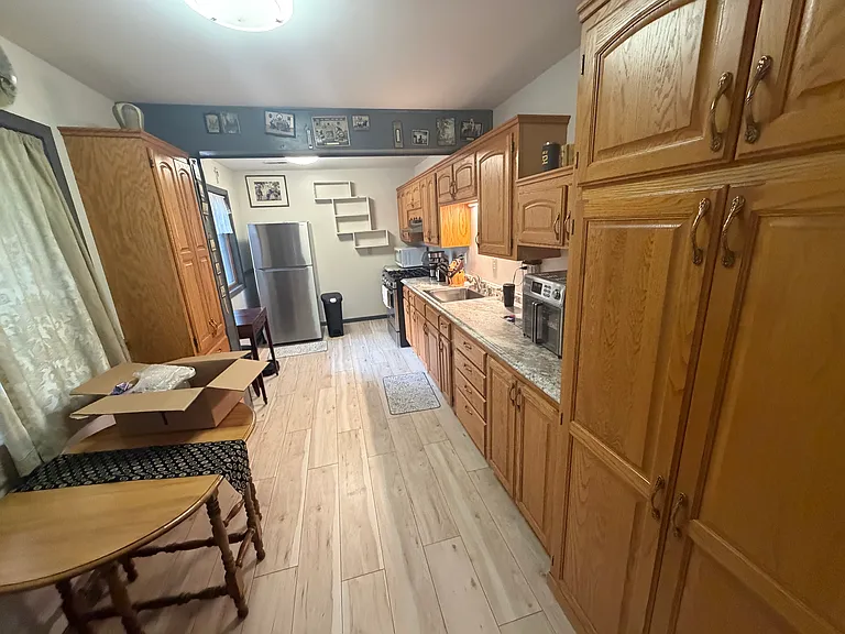 1424 S River Rd #1 — Photo 8