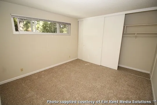 Marin Royal Apartments LLC — Photo 8