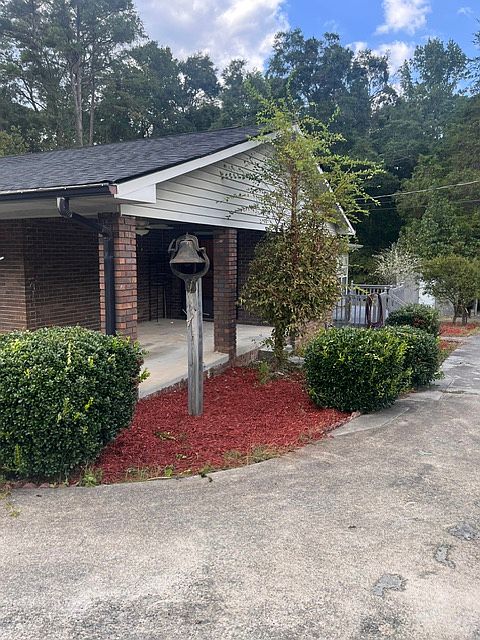 1st image of 97 Lee Rd