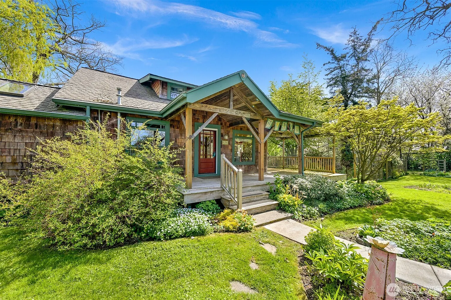 4186 Rural Avenue photo 1