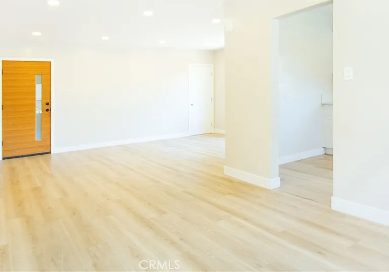 2027 Vista Del Mar St #6 — Photo 6