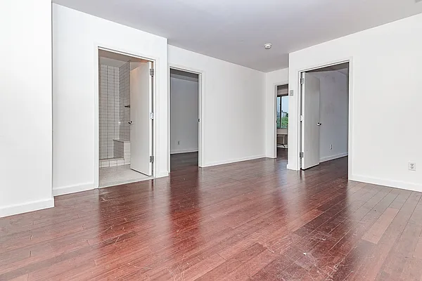 Rented by MySpaceNYC | media 64