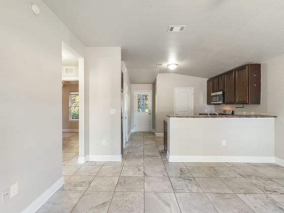 2nd image of 1270 Pine St #1270