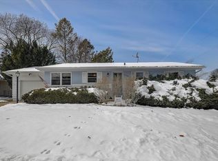 526 Hilltop Dr, Madison, WI 53711